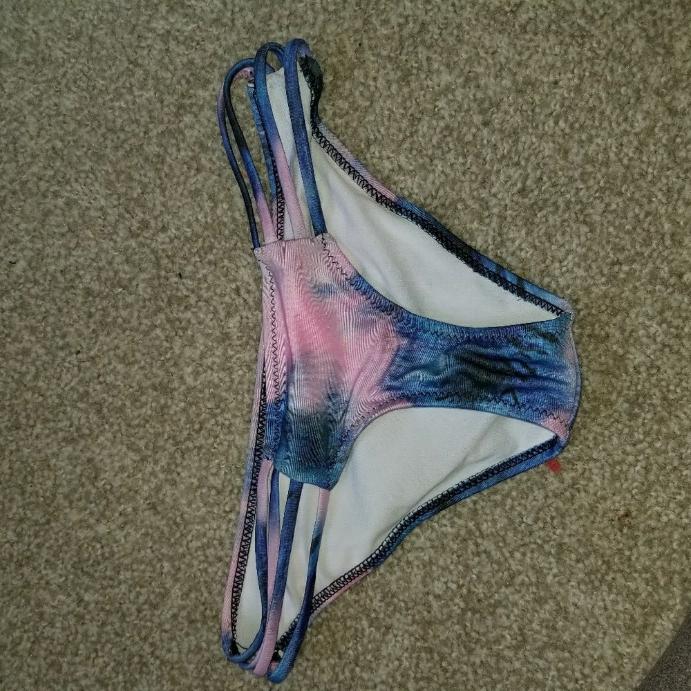 Swim suit bottoms